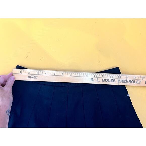 Better Me Hash High Waisted Pleated Mini Skirt with Built-In Short Black Small - Picture 6 of 7